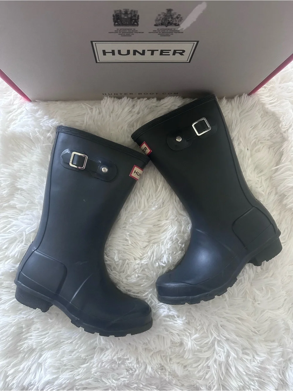 Used Hunter Kids Navy Rain Boots with Logo Trim size 13B/1G